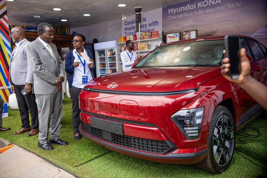 Hyundai Kona electric SUV display